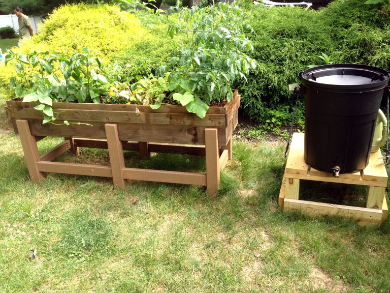 Making a DIY Planter Box for the Garden